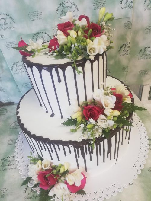 Foto di Laboratorio Di Pasticceria Giugliano Di Cornacchio
