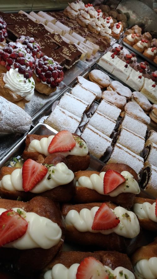 Foto di Laboratorio Di Pasticceria "Piazza Grande" Di Finocchiaro Paolo