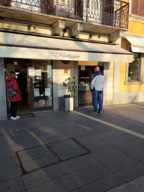 Foto di Pasticceria Pontiggia Di Esposito Pietro Corrado