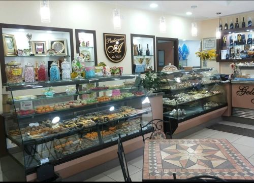 Foto di Pasticceria-Gelateria "Arena Antonino"