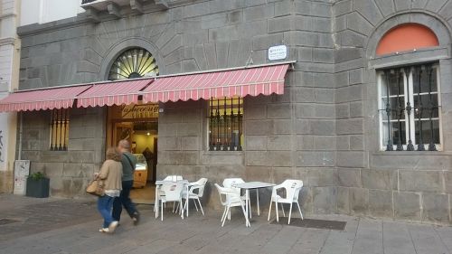 Foto di Pasticceria Gelateria Bar Eleonora dei F.lli Arru