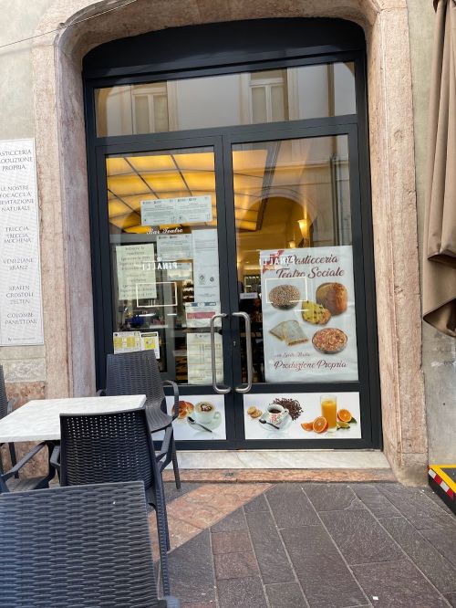 Foto di Pasticceria Teatro Sociale